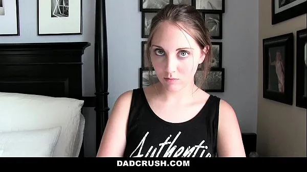 Grote DadCrush- Caught and Punished StepDaughter (Nickey Huntsman) For Sneaking nieuwe films