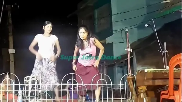 Grandi See what kind of dance is done on the stage at night !! Super Jatra recording dance !! Bangla Village januovi film