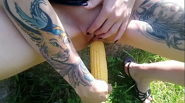 Big Lucy Ravenblood fucking pussy with corn in public fresh Movies