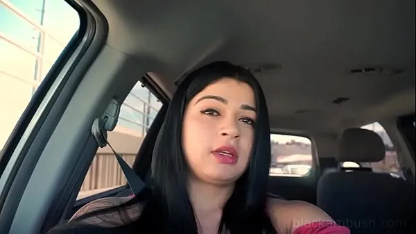 Große Chubby Inked Arab Adrianna von Big Black Cock in Seedy Motel zerstörtfrische Filme