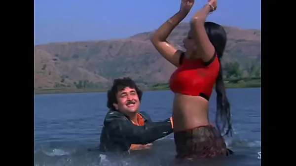 Big Actress rekha hot from An old movie fresh Movies