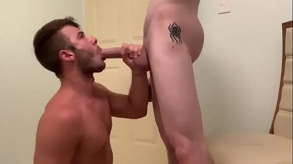 Gros Homme énorme bite baise jeune gars films récents