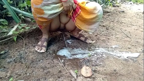 Big Desi Indian Outdoor Public Pissing Video Compilation fresh Movies