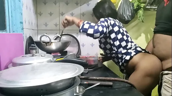 Store The maid who came from the village did not have any leaves, so the owner took advantage of that and fucked the maid (Hindi Clear Audio nye film