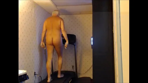 หนังใหม่เรื่องใหญ่ NUDE MAN EXERCISING WATCHING PORN เรื่อง