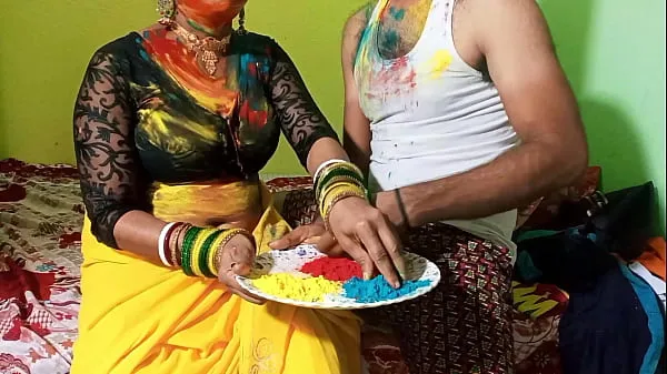 बड़ी Bahu plays Holi with Sasurji on Holi by opening Bhurr, Desi Bengali Chudai Video ताज़ा फ़िल्में