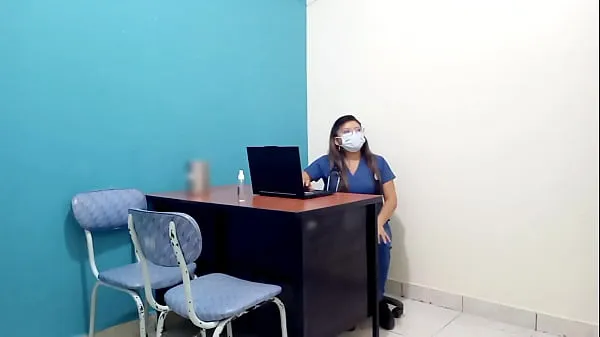 Grandes Você é tão diplomático com seus pacientes!! médico internista de cardiologia examina o paciente e depois fode com ele! Ver essa atividade sexual em seu computador o levará ao inferno filmes novos