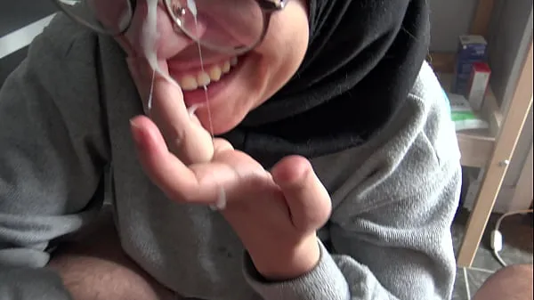 Nagy A Muslim girl is disturbed when she sees her teachers big French cock friss filmek