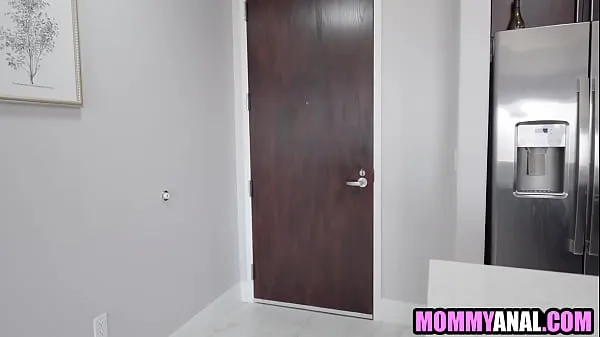 หนังใหม่เรื่องใหญ่ Step mom anal fucked by step son while on vacation เรื่อง